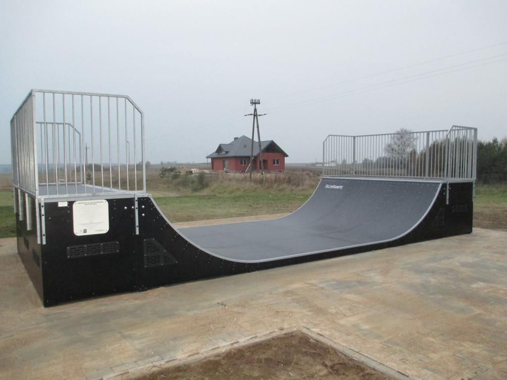 Skatepark Nowinka 