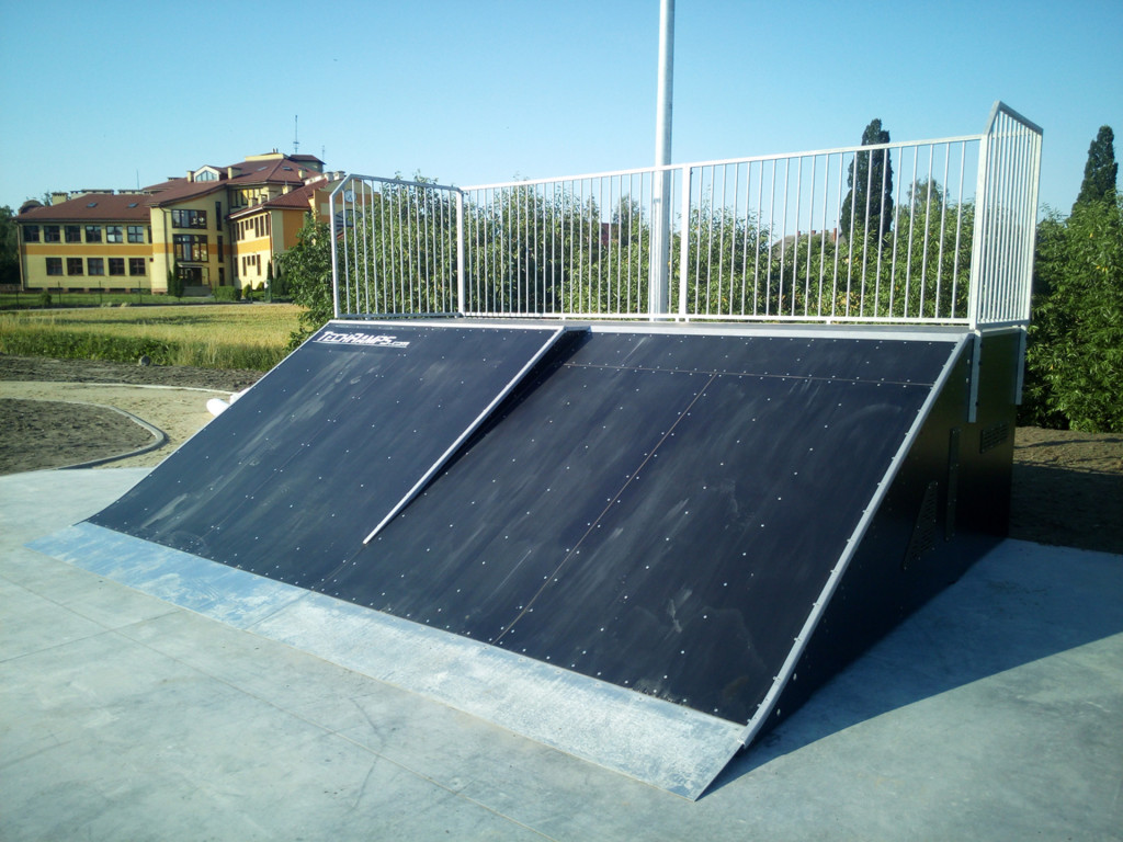 Subkowy skatepark