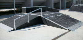 skatepark w callosa de segura - hiszpania image